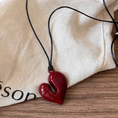 Irregular Heart Pendant Necklace